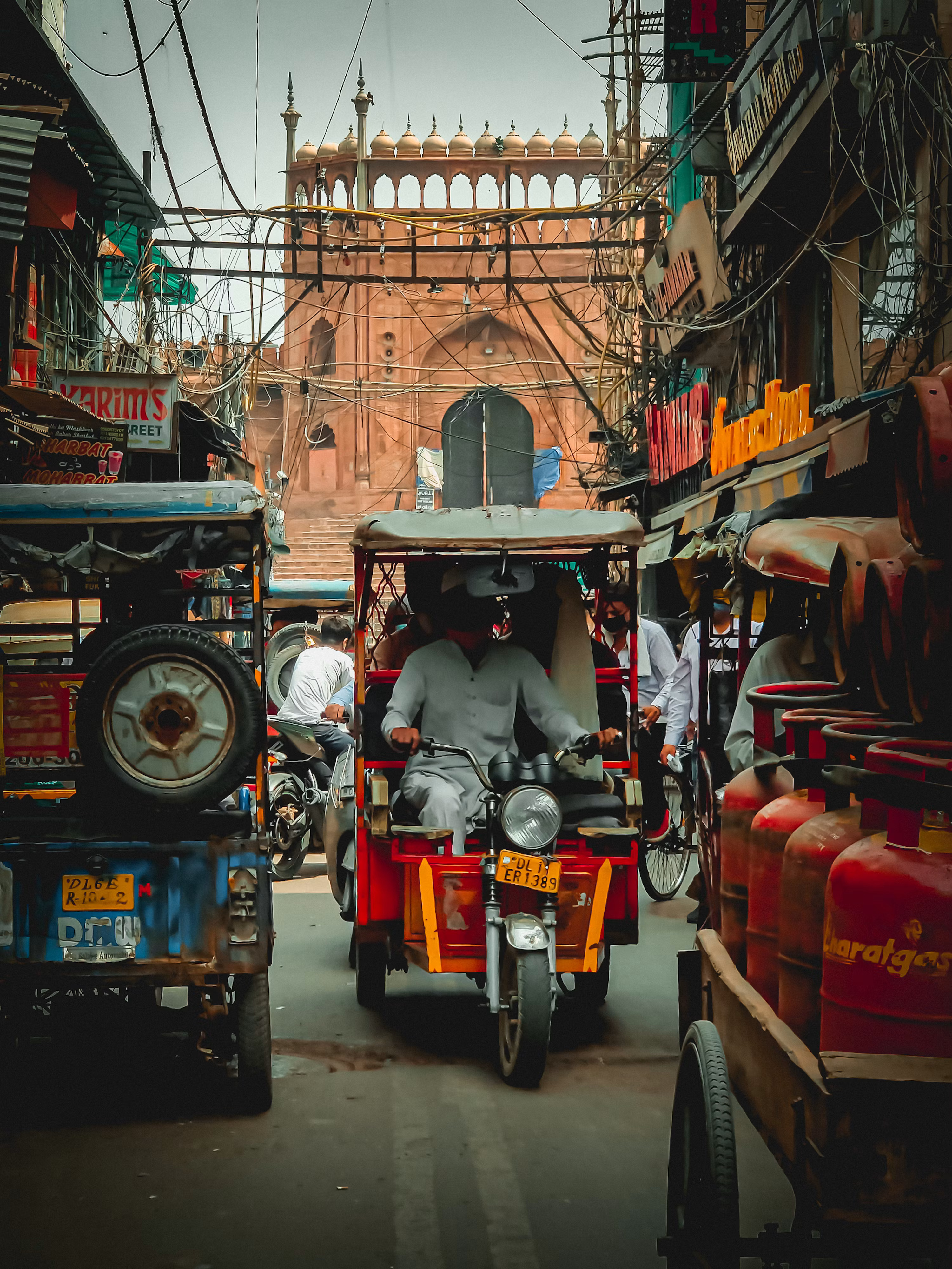Old Delhi Food Walk & Heritage Guided Tour