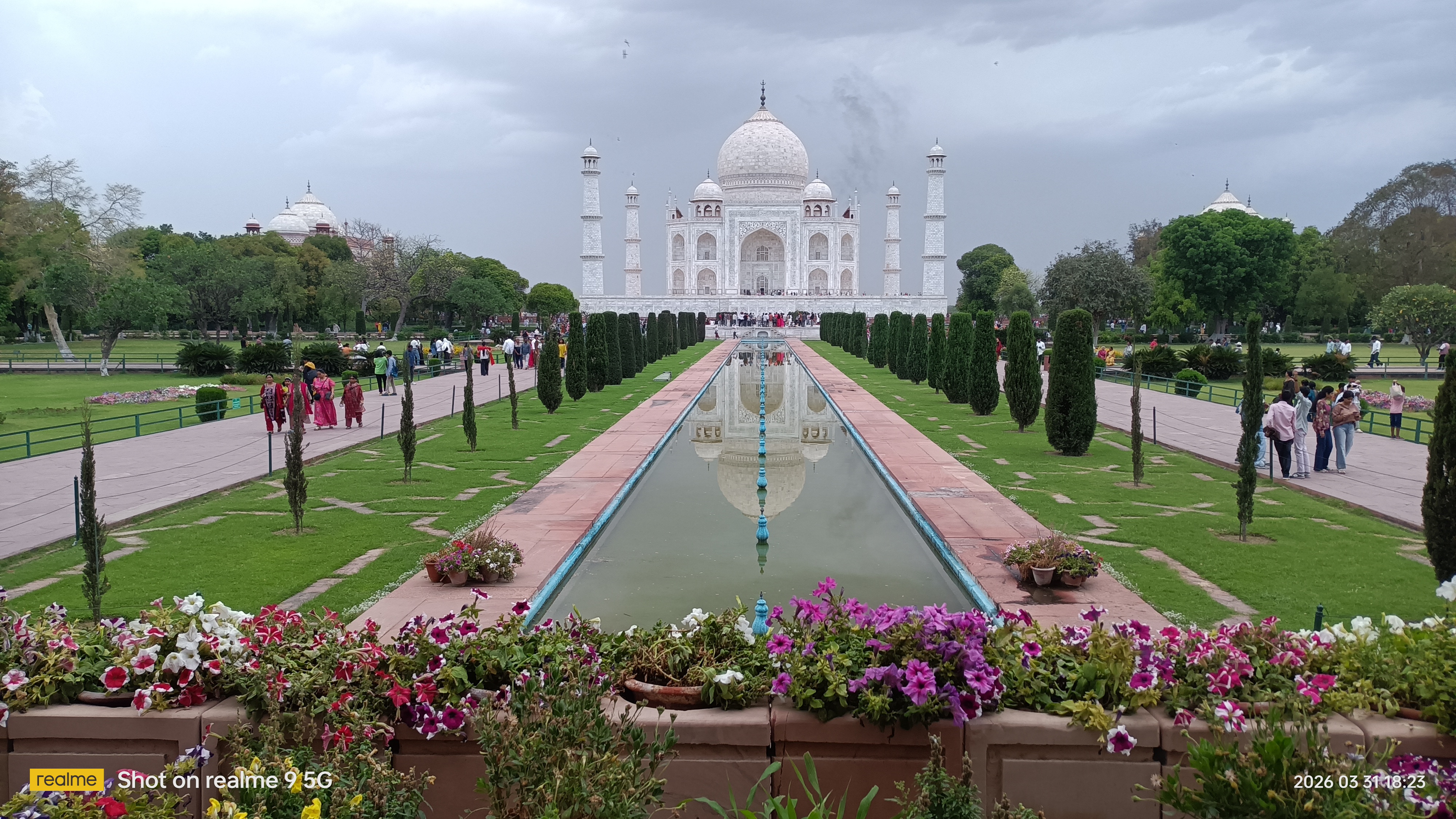 Taj Mahal Sunrise Tour From Delhi by Car