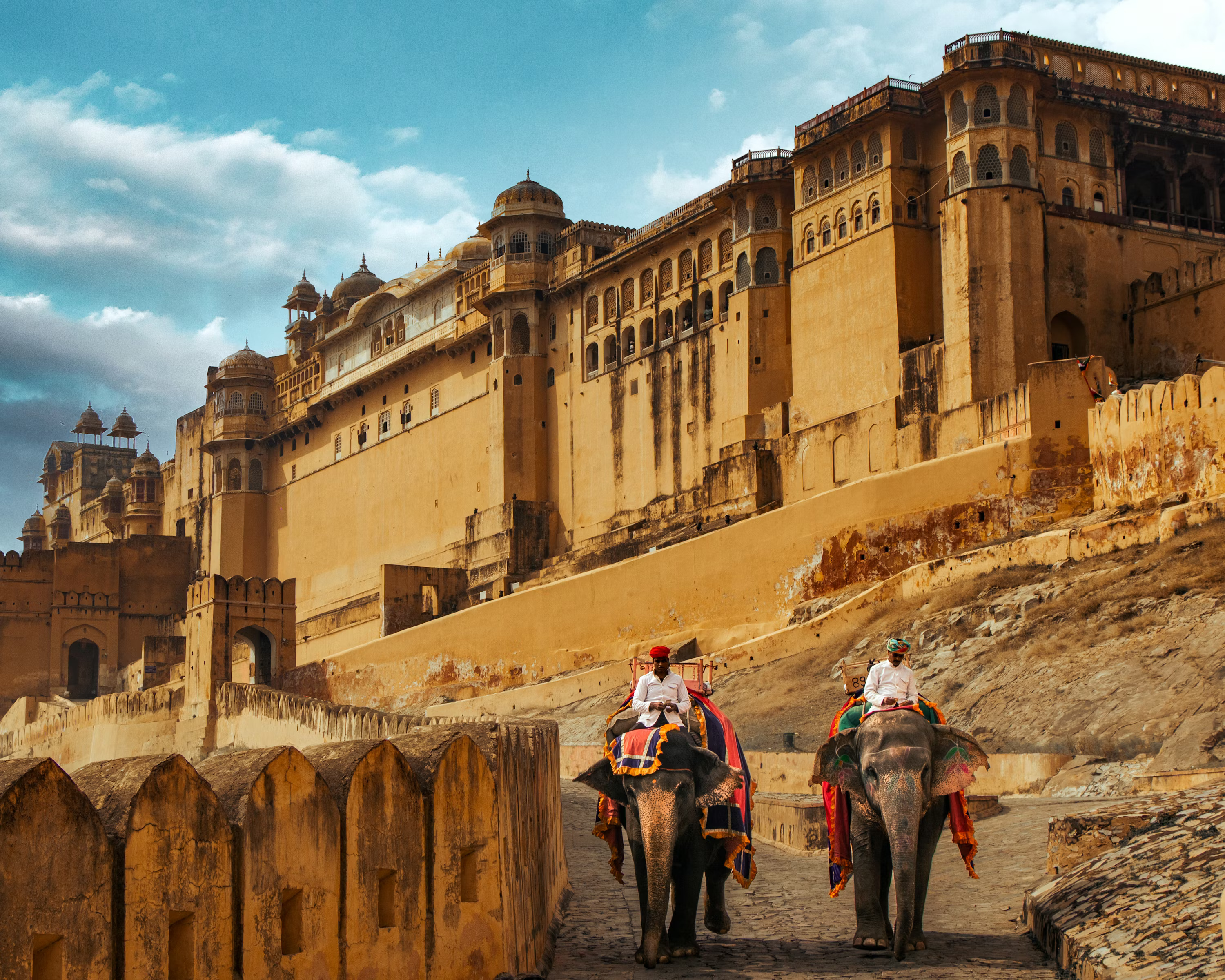 5 Days Golden Triangle Tour with Jaisalmer