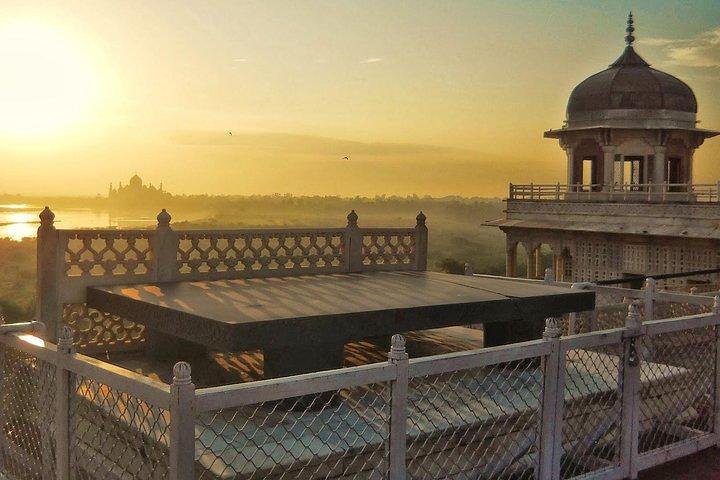 2-Day Taj Mahal Agra Trip From Delhi by Car