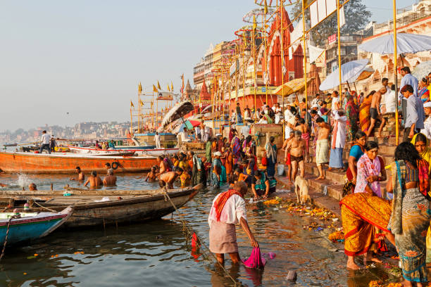 Varanasi: Full-Day City Tour with Sunrise Baot & Ganga Aarti