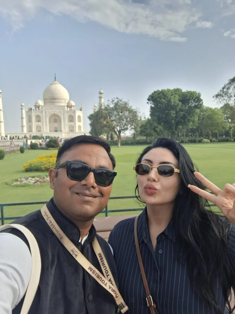Private English Speaking Tour Guide for Taj Mahal & Agra